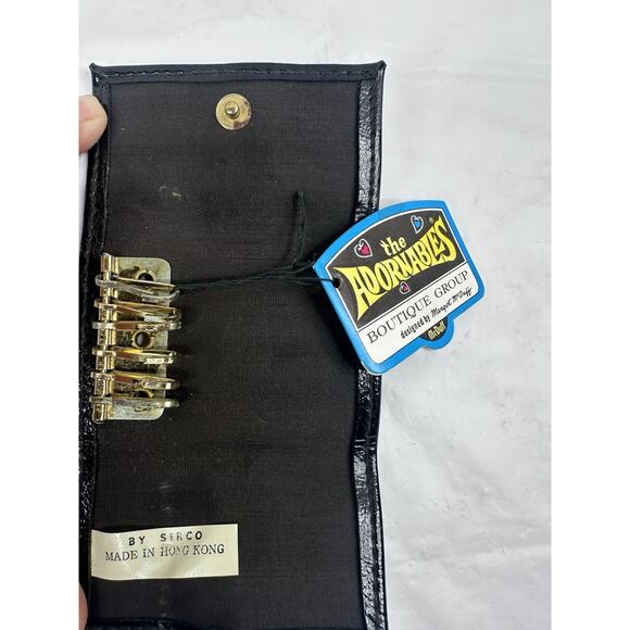 Vintage Sirco Hong Kong Pink Cameo Black Patent Leather Keyholder Wallet Pouch - Picture 3 of 4